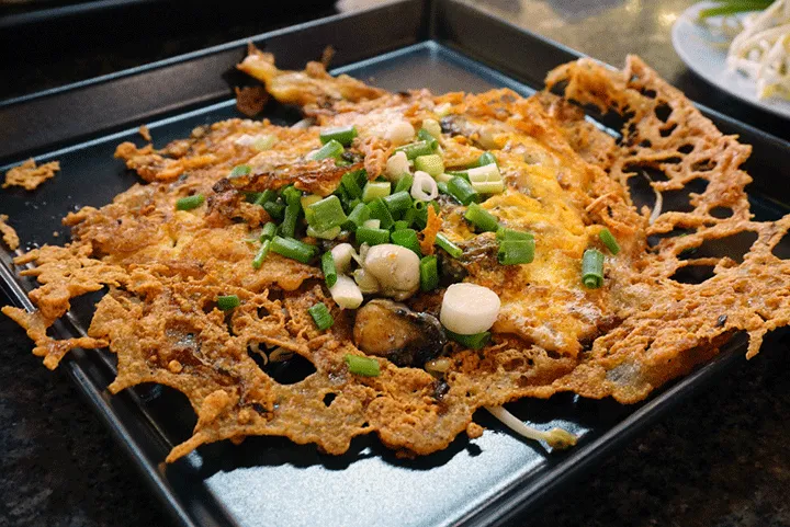 snack khas thailand Hoy Tod