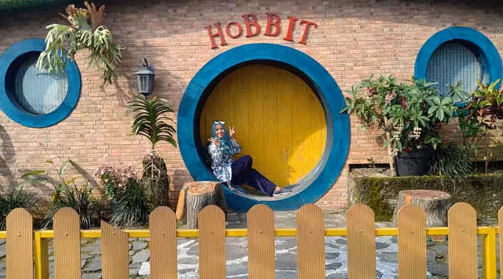 Rumah Hobbit Kaliurang terbaru